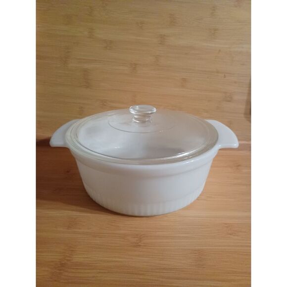 Vintage Anchor Hocking Fire King Oven 2 QT White Ribbed Casserole Dish Bowl - Picture 3 of 10